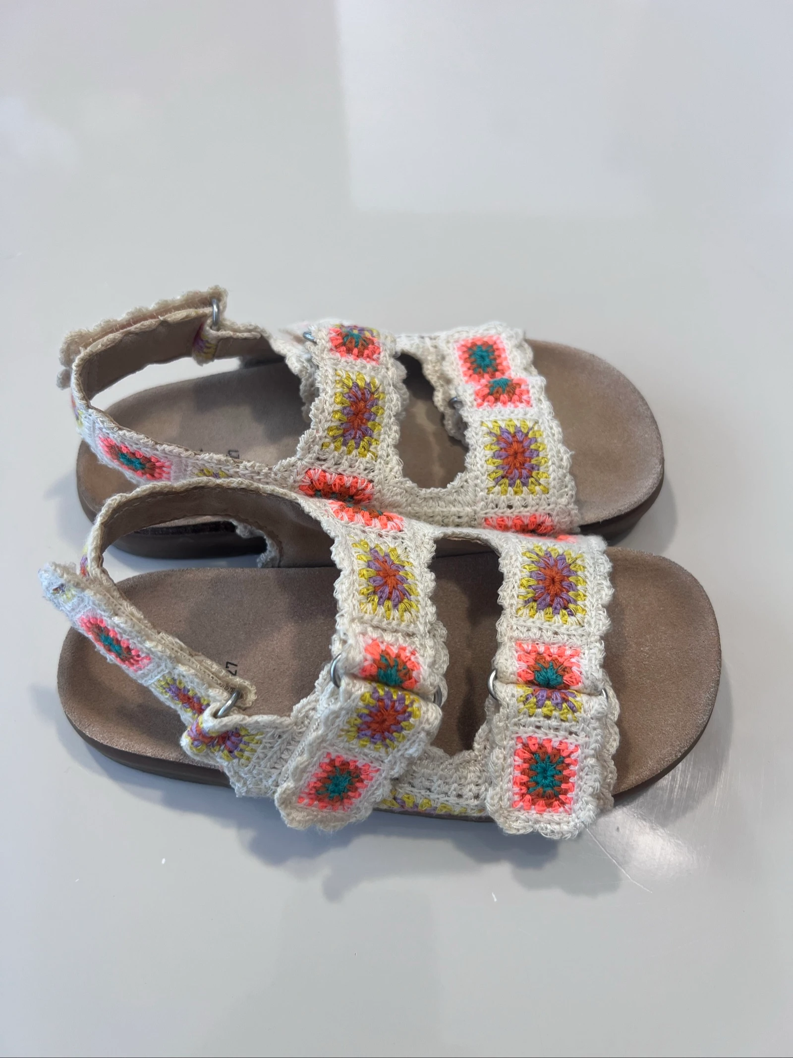 Sandalias / Zapatos de marca Zara Kids con gancho y flores - Talla 27 – photo 2